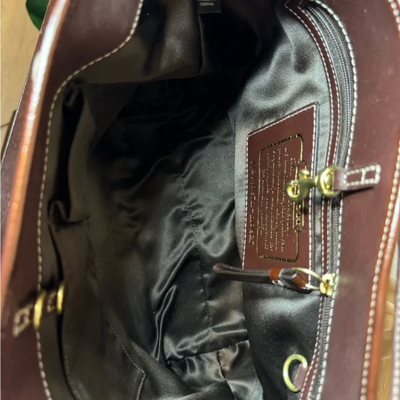 Vintage COACH single strap shoulder tote!
